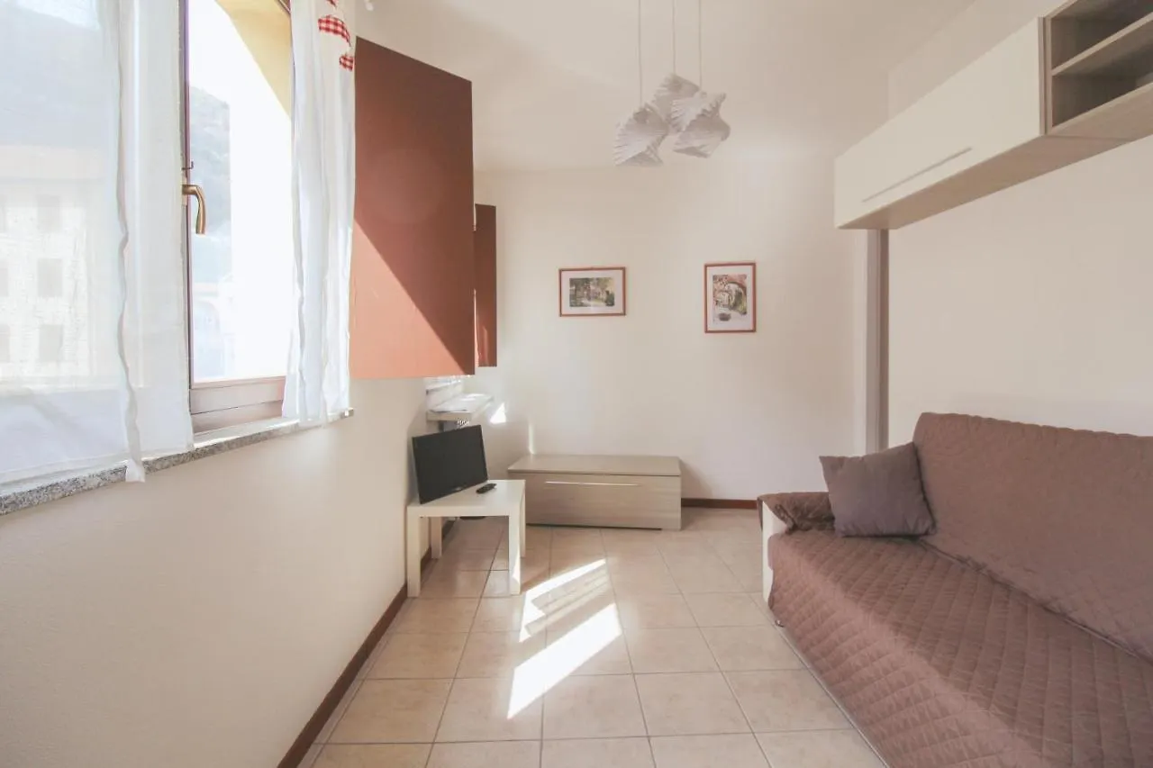 Apartament Mimosa 24 Acquaseria