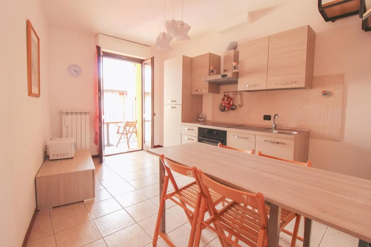 Apartament Mimosa 24 Acquaseria